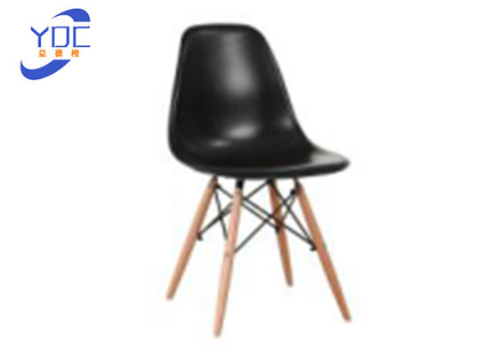 pé de madeira da altura de 82cm que janta a cadeira com PP Seat material